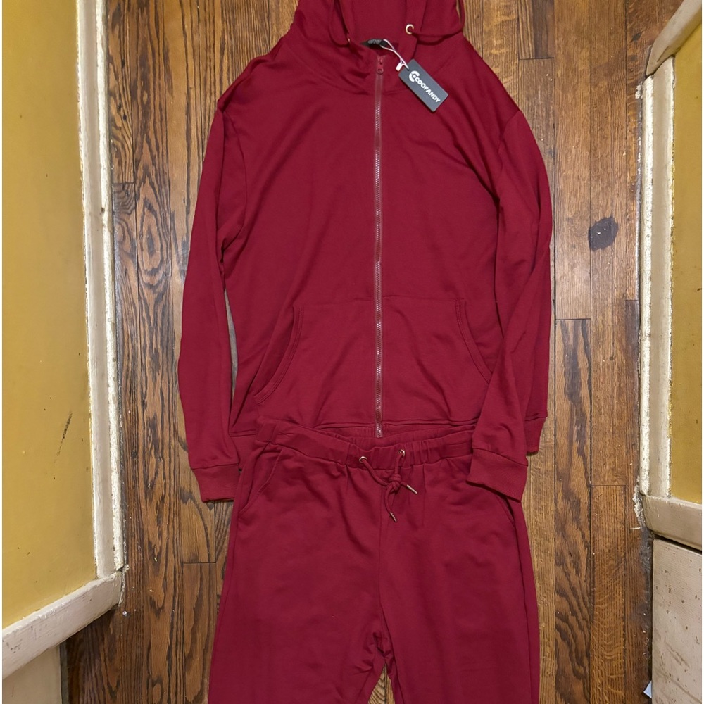 BNWT Red Coofandy zip up with pants
